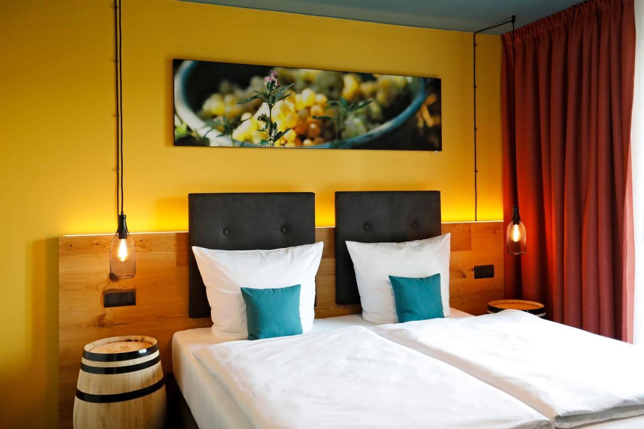 Casa Palatina Bed & Breakfast Grosskarlbach Bagian luar foto