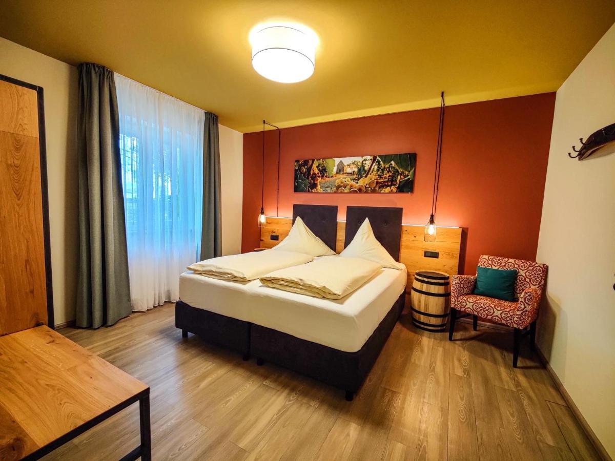 Casa Palatina Bed & Breakfast Grosskarlbach Bagian luar foto