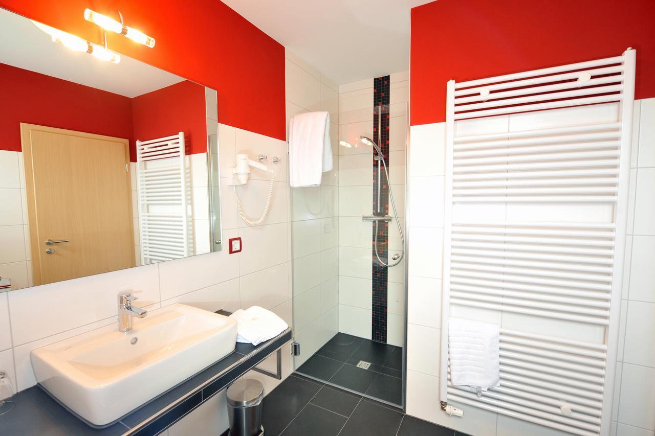 Casa Palatina Bed & Breakfast Grosskarlbach Bagian luar foto
